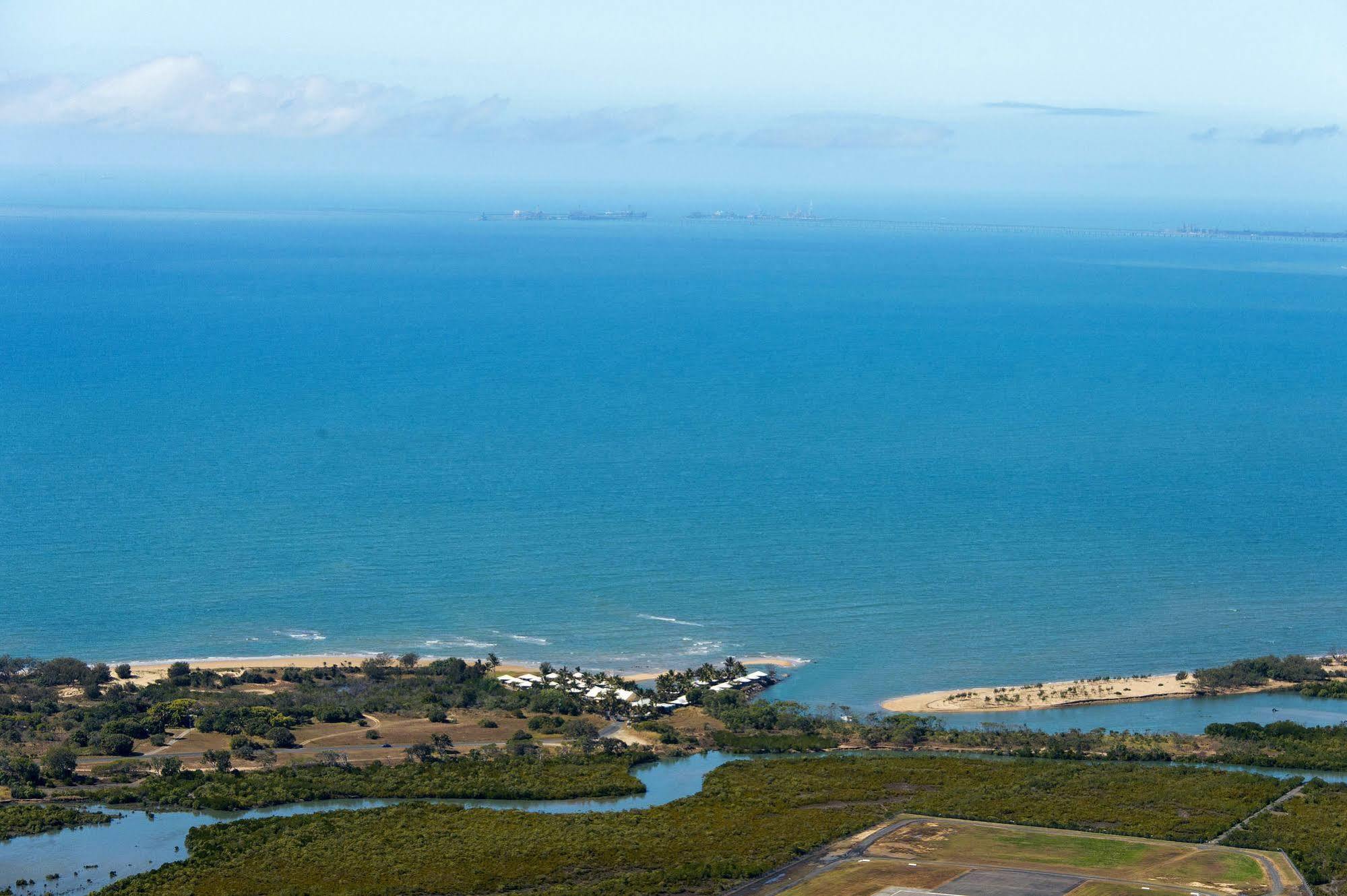 Illawong Beach Resort Mackay Exterior photo